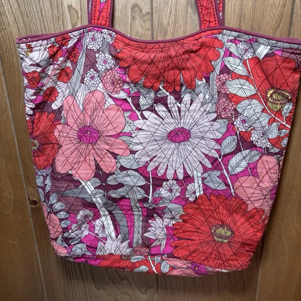 Vera Bradley English Rose Quilted Cotton Tote Bag Floral Pink Red Grey READ